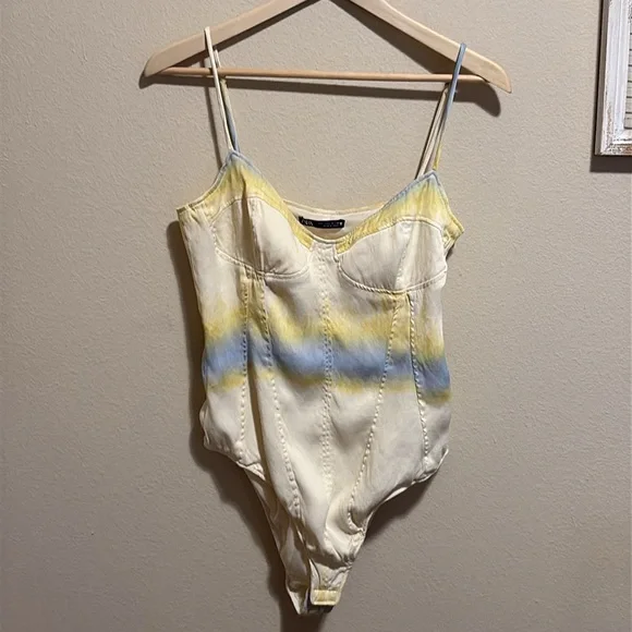 Zara Cream and Yellow Satin Bodysuit Size Large - Picture 3 of 8
